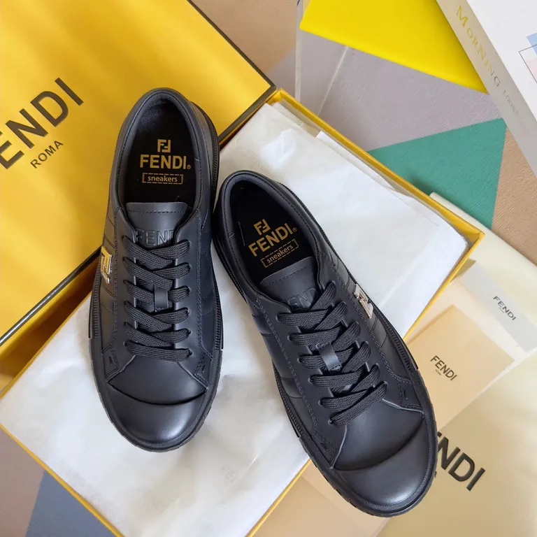 Fendi Shoe 